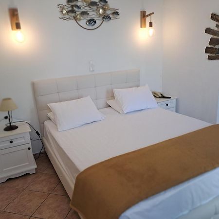 Hotel Anixis Naxos City Exteriör bild
