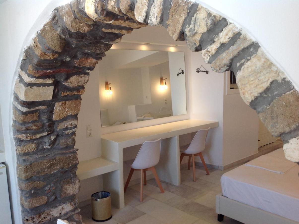 Hotel Anixis Naxos City Exteriör bild