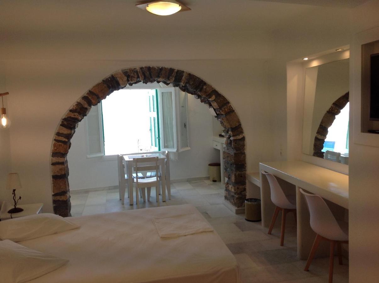 Hotel Anixis Naxos City Exteriör bild