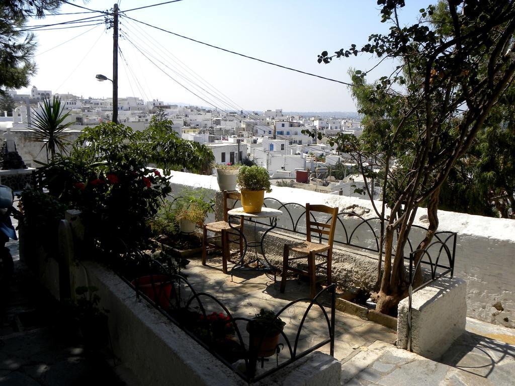Hotel Anixis Naxos City Exteriör bild