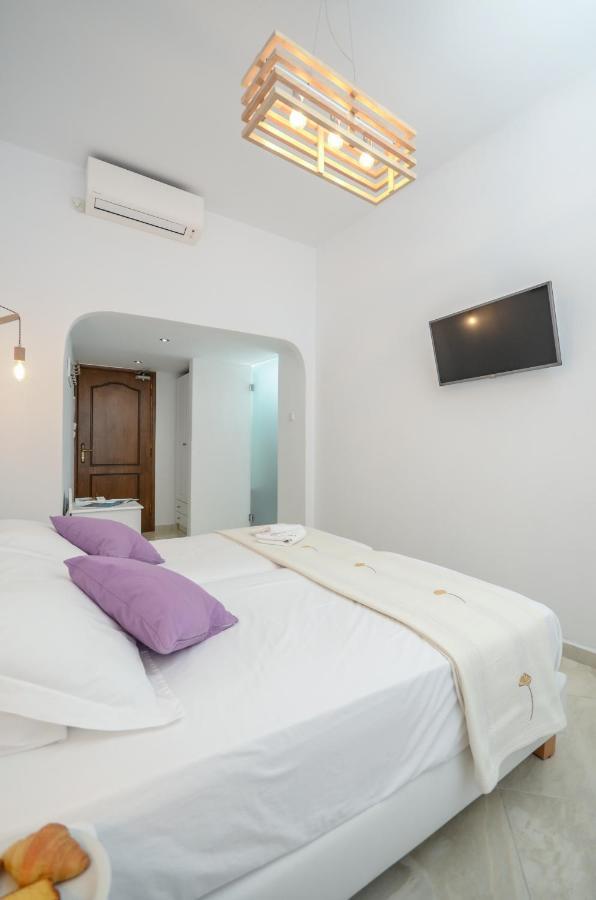 Hotel Anixis Naxos City Exteriör bild